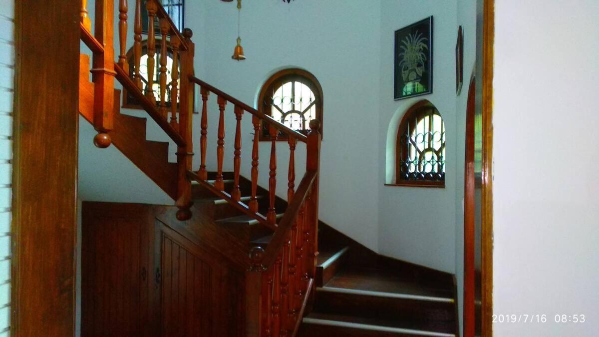 Ceylon Travel And Stay Lodge باتارامولا المظهر الخارجي الصورة